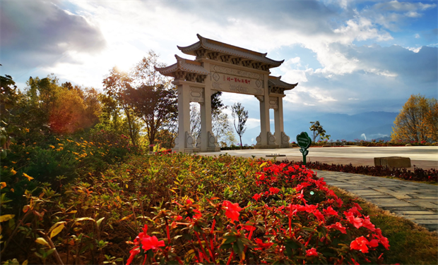 云南旅游,云南旅行社,云南團建公司,云南策劃公司,云南會議會展,臨滄旅游,臨滄旅行社,臨滄團建公司,臨滄策劃公司,臨滄會議會展：歡迎來“臨” | 騰沖科學家論壇向您推薦五條臨滄路線